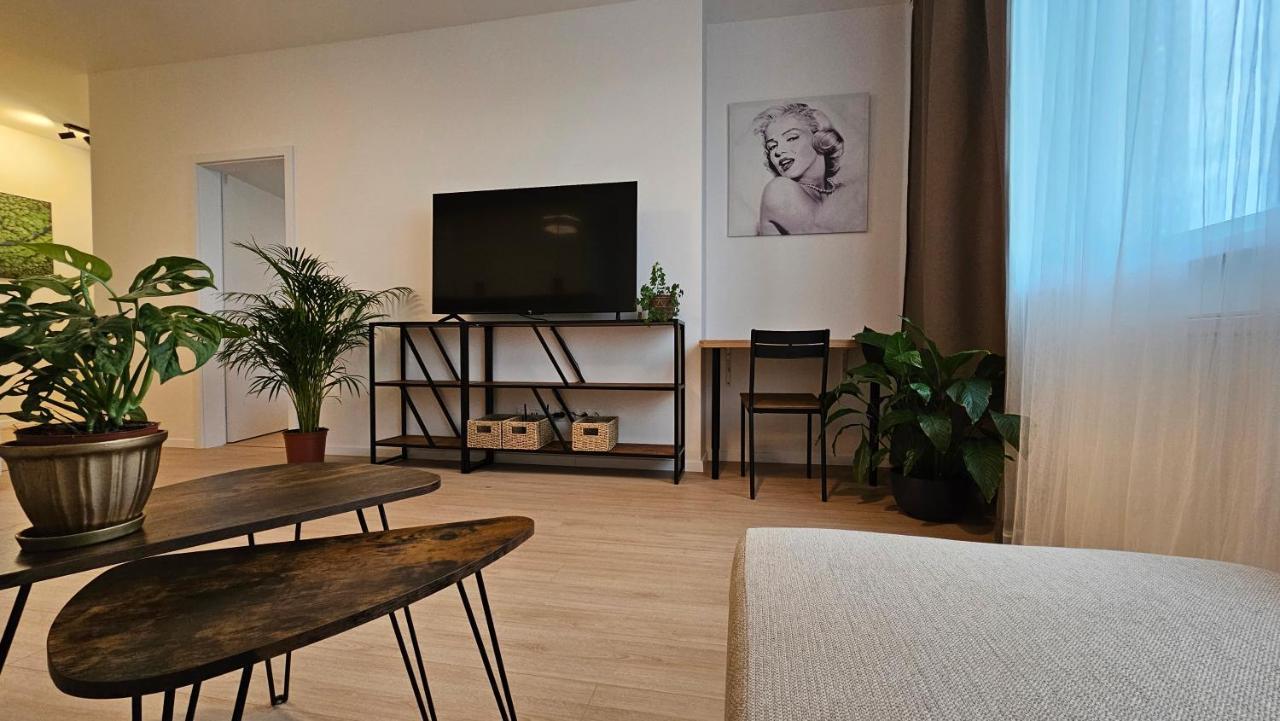 2 Room Apartment With Terrace, New Building, 413 Bratislava Buitenkant foto